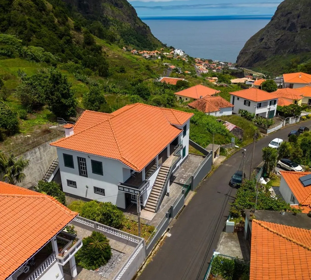 Holiday Home With Game Room And Entertainment São Vicente